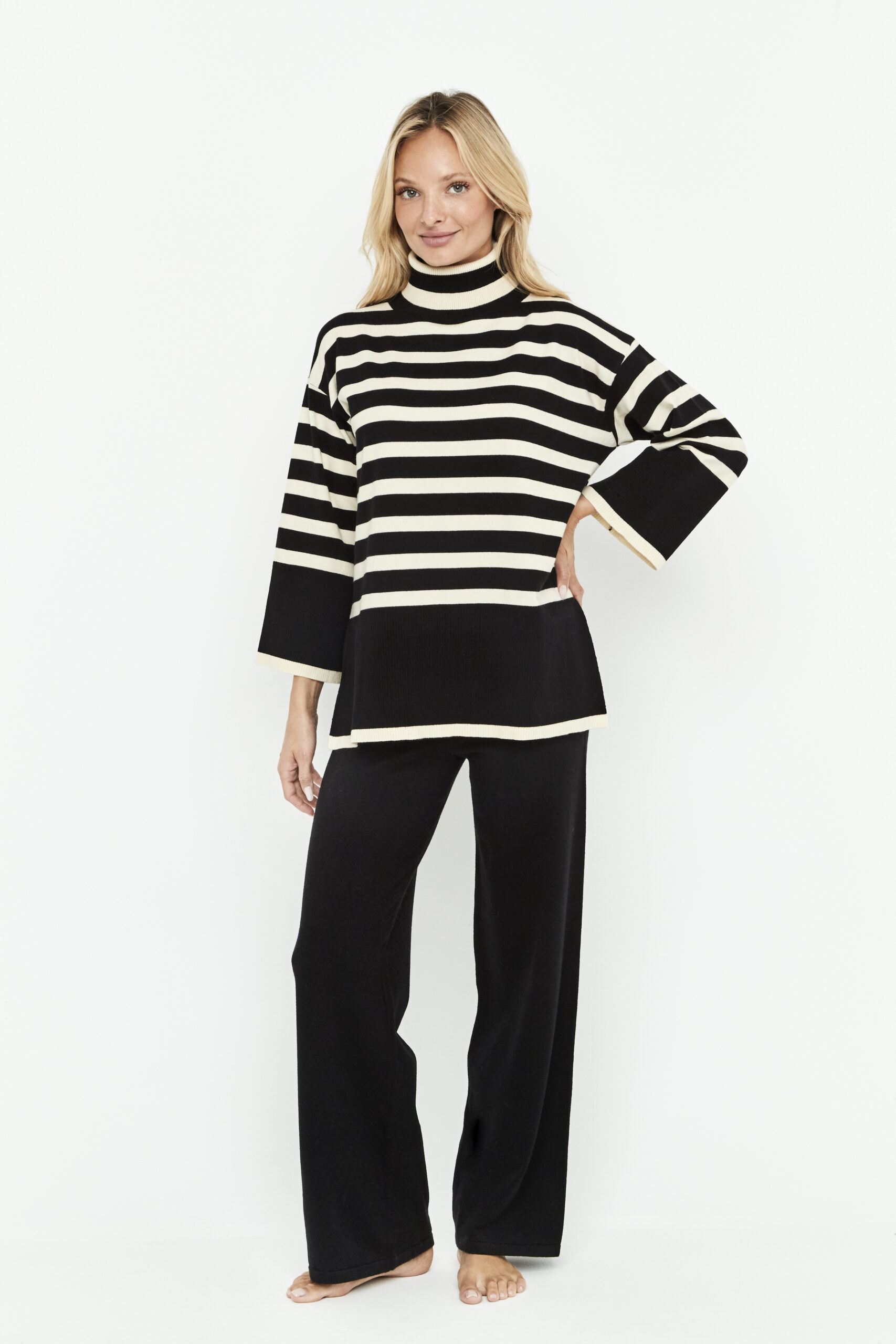 2 teiliges Roll-neck knit set (Pulli & Hose) – Bild 5